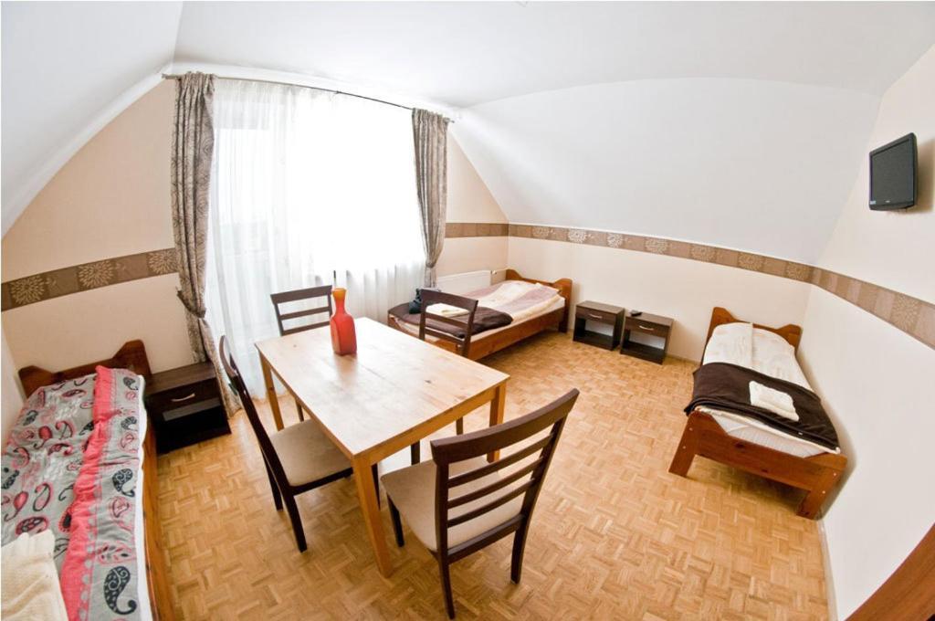 Noclegi Zlota Rybka Stary Toruń 部屋 写真